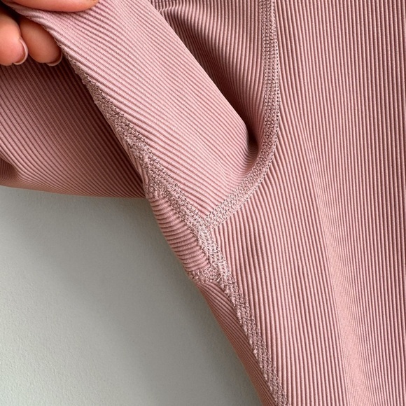 BEACH RIOT • Ayla Leggings in Dusty Rose - Picture 6 of 11